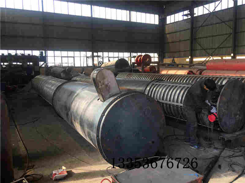 多臺不銹鋼垂直提升機(jī) 多臺不銹鋼垂直提升機(jī)