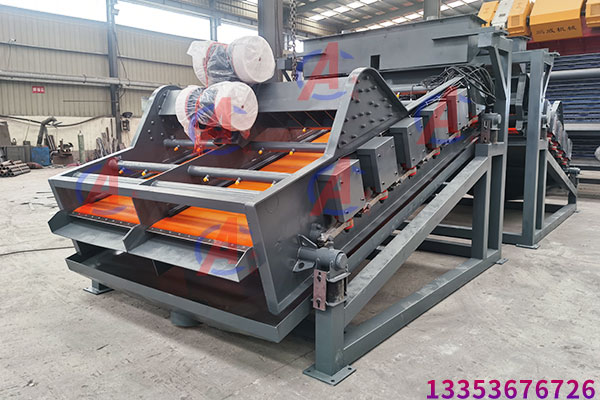 高頻電磁脫水振動篩與傳統(tǒng)脫水振動篩的對比不同